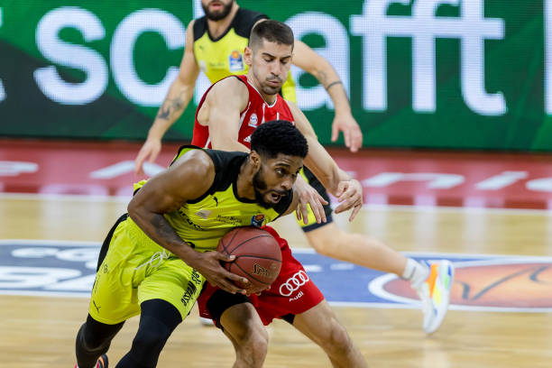 作正是他们 作正是他们