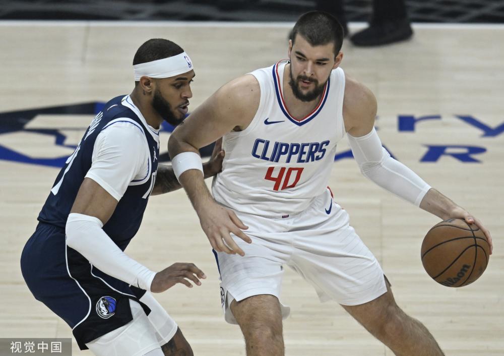 出色的前锋 出色的前锋