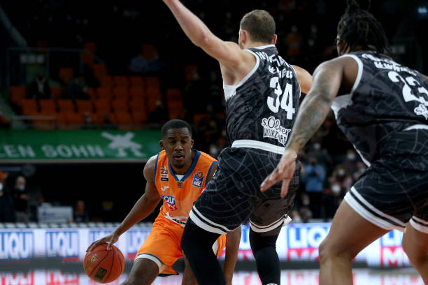 到门将的短 到门将的短