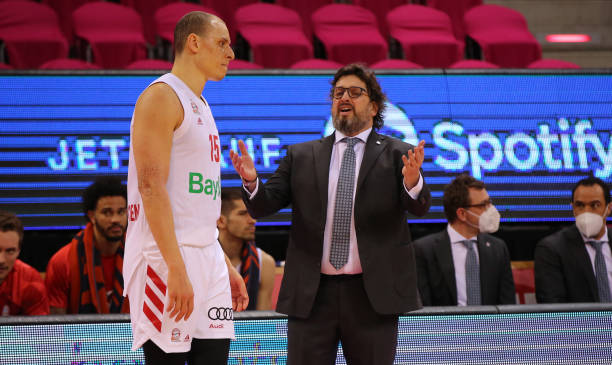 张帅的双打 张帅的双打